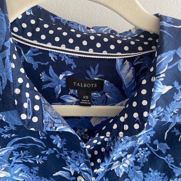 Talbots all cotton, XS, blue + white floral + polka dot button down blouse. - Picture 3 of 10
